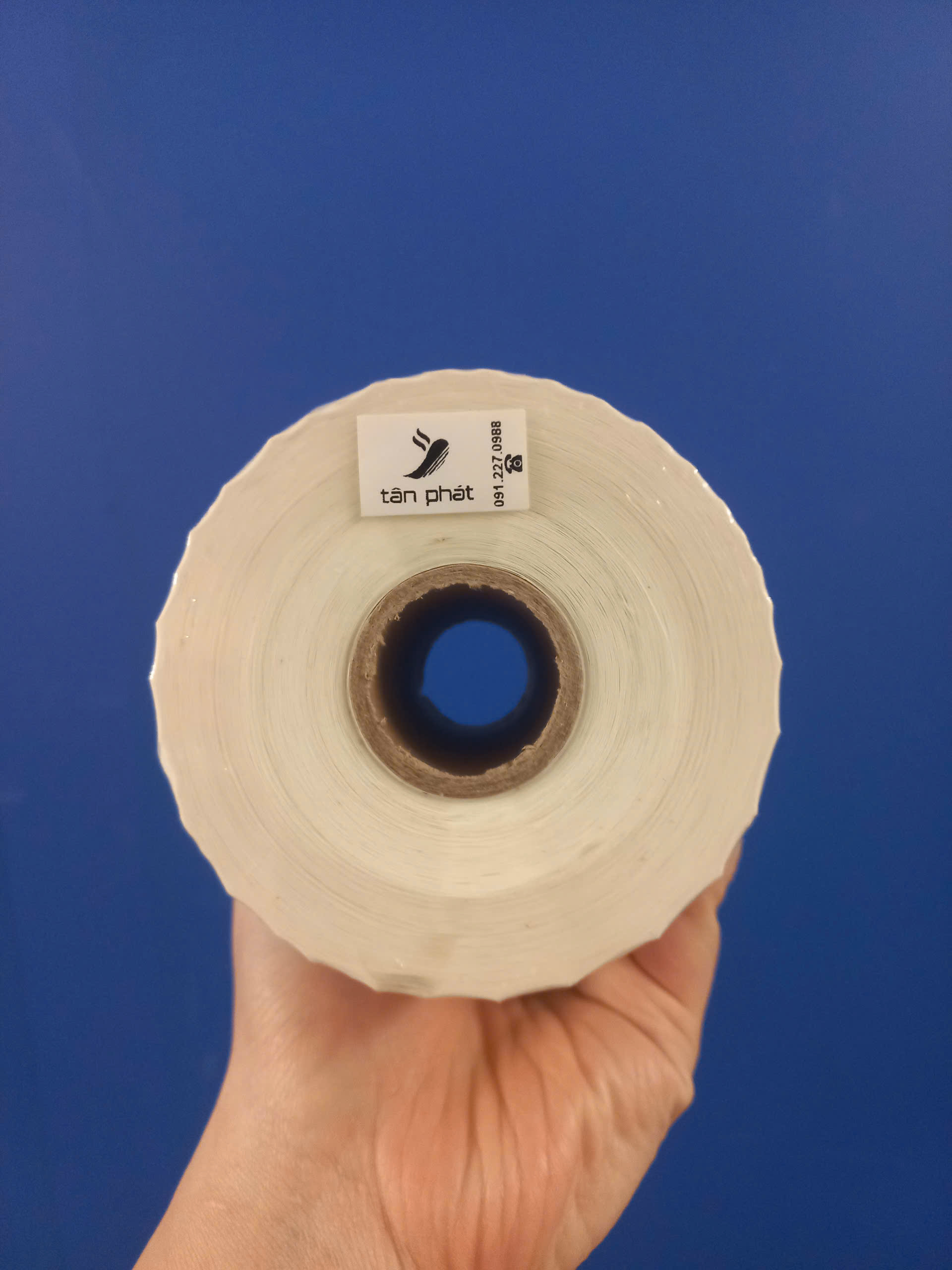 giay-in-ma-vach-3-tem-35x35x50m-bo-goc3 Giấy in mã vạch 3 tem 35x35x50m ảnh 2