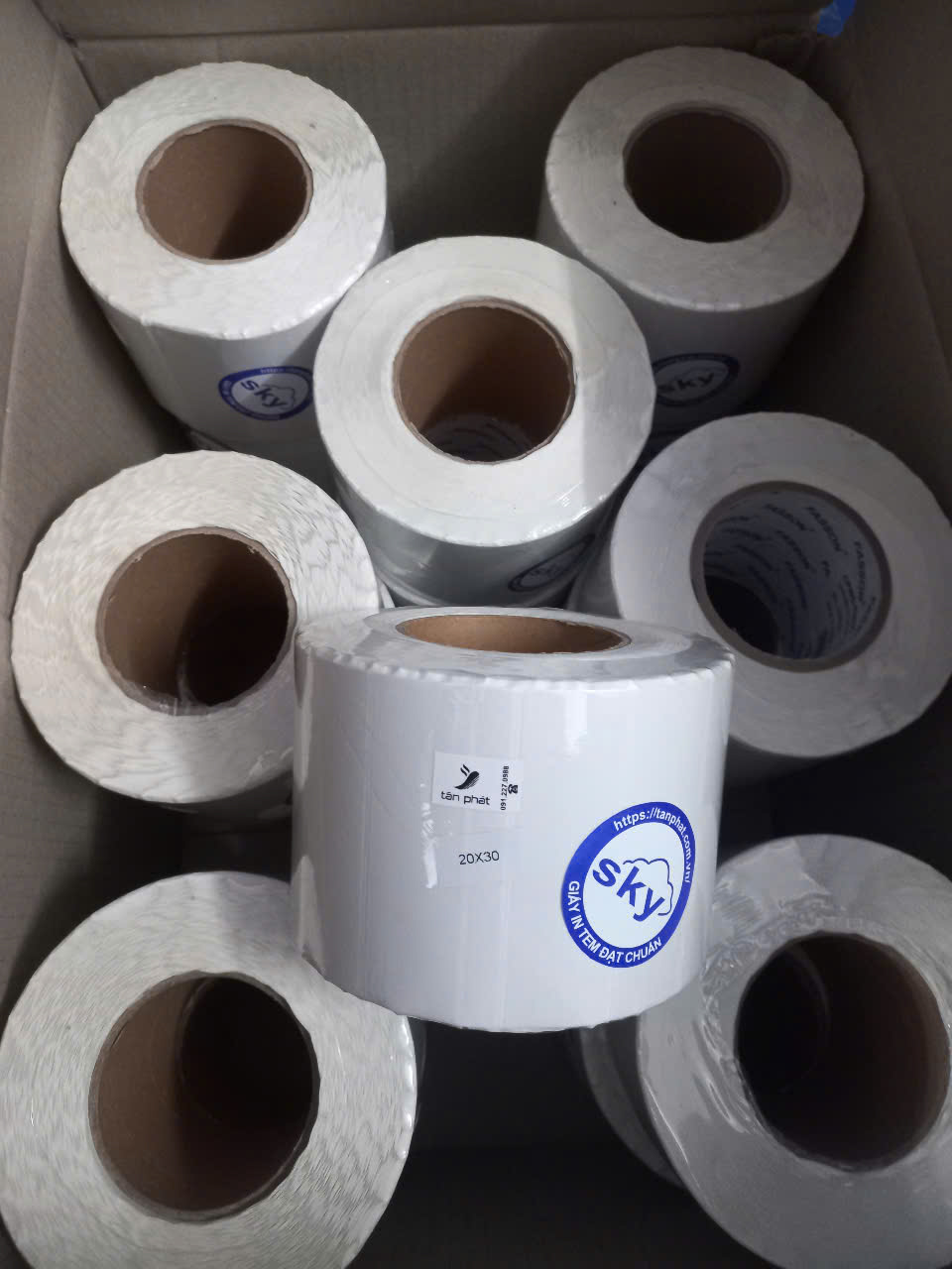 giay-in-ma-vach-5-tem-20x30x100m2 Giấy in mã vạch 5 tem 20x30x100M ảnh 3